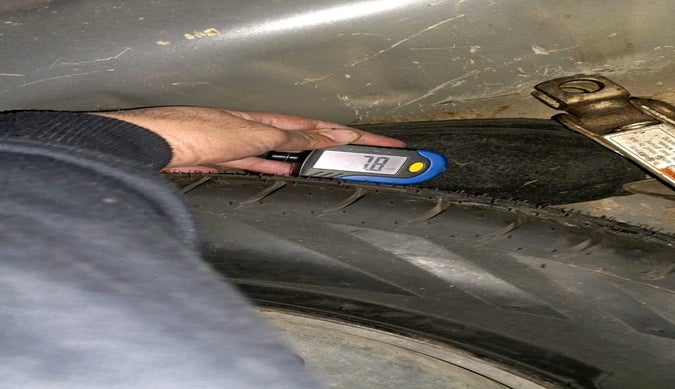 2018 Maruti Dzire VXI, Petrol, Manual, 1,05,778 km, tyre