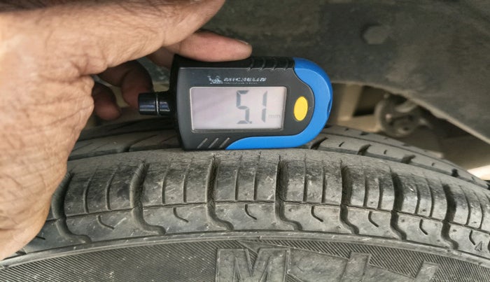 2016 Maruti Alto 800 VXI, Petrol, Manual, 41,081 km, tyre