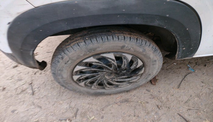 2019 Renault Kwid RXL, Petrol, Manual, 64,862 km, tyre