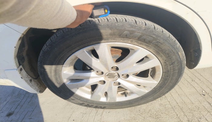 2018 Maruti Ertiga VDI SHVS, Diesel, Manual, 87,617 km, tyre