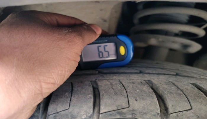 2022 MG HECTOR PLUS SHARP 1.5 PETROL TURBO CVT 6-STR, Petrol, Automatic, 75,130 km, tyre