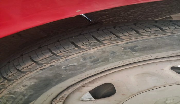 2011 Chevrolet Beat LS PETROL, Petrol, Manual, 57,759 km, tyre