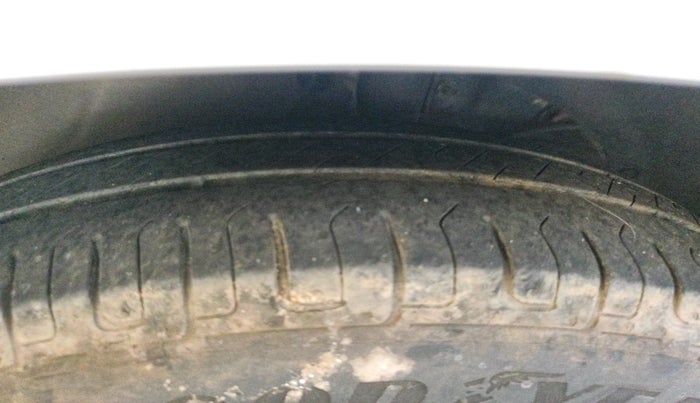 2019 Maruti Dzire VXI, Petrol, Manual, 1,79,953 km, tyre