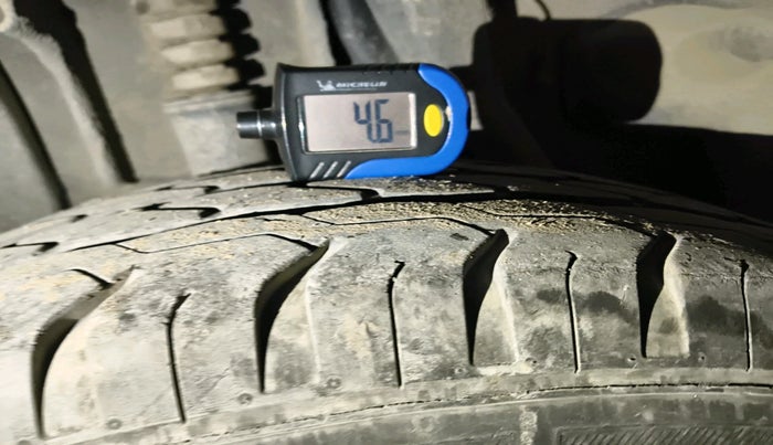 2019 Renault Duster RXS OPT CVT, Petrol, Automatic, 1,03,752 km, tyre