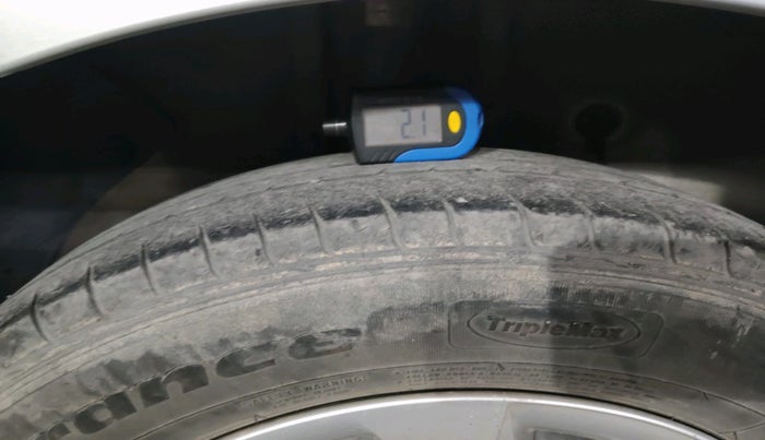 2016 Hyundai Elite i20 SPORTZ 1.2, Petrol, Manual, 1,15,336 km, tyre