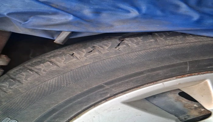 2016 Maruti Alto K10 VXI AMT, Petrol, Automatic, 76,948 km, tyre