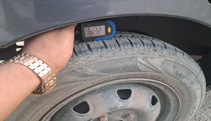 2016 Maruti Alto K10 VXI AMT, Petrol, Automatic, 76,948 km, tyre