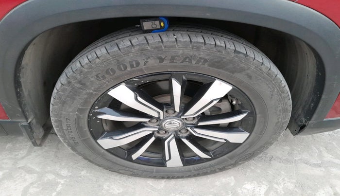 2019 MG HECTOR SMART 2.0 DIESEL, Diesel, Manual, 88,816 km, tyre