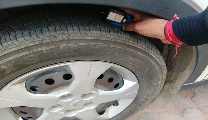 2021 Mahindra XUV300 W6 1.5 DIESEL AMT, Diesel, Automatic, 95,832 km, tyre