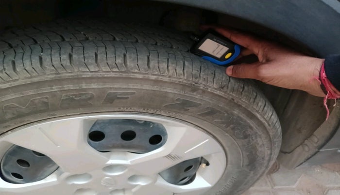 2021 Mahindra XUV300 W6 1.5 DIESEL AMT, Diesel, Automatic, 95,832 km, tyre