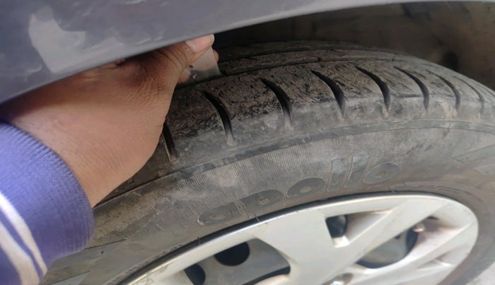 2013 Hyundai Grand i10 MAGNA 1.2 KAPPA VTVT, Petrol, Manual, 1,90,494 km, tyre