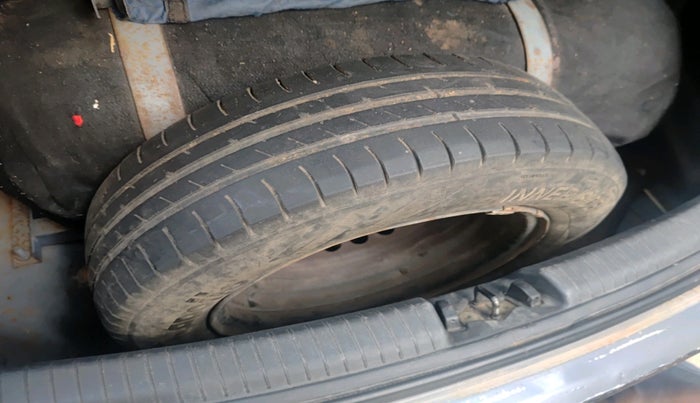 2013 Hyundai Grand i10 MAGNA 1.2 KAPPA VTVT, Petrol, Manual, 1,90,494 km, tyre