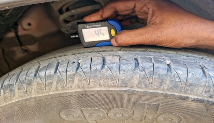 2022 KIA SONET HTX PLUS 1.5, Diesel, Manual, 28,170 km, tyre