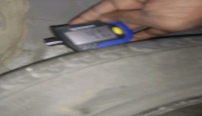 2013 Hyundai i10 MAGNA 1.2, Petrol, Manual, 43,797 km, tyre