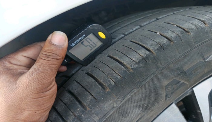 2022 KIA CARNIVAL PRESTIGE 2.2 7 STR, Diesel, Automatic, 61,386 km, tyre