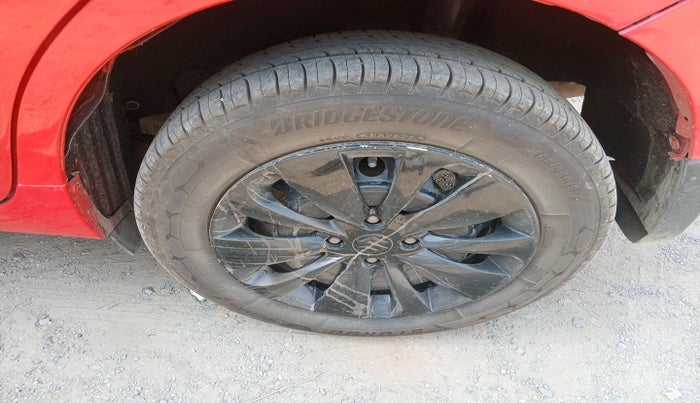 2017 Maruti Baleno DELTA DIESEL 1.3, Diesel, Manual, 1,97,715 km, tyre