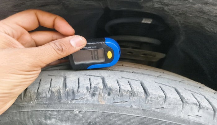 2023 Tata Safari Accomplished Plus AT, Diesel, Automatic, 22,242 km, tyre