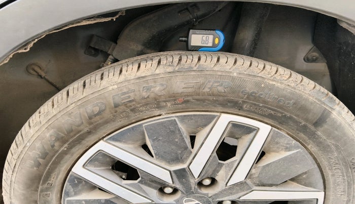 2021 Hyundai VENUE SX 1.0 TURBO, Petrol, Manual, 5,968 km, tyre