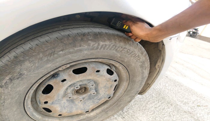 2012 Skoda Rapid AMBITION 1.6 TDI CR MT, Diesel, Manual, 68,455 km, tyre