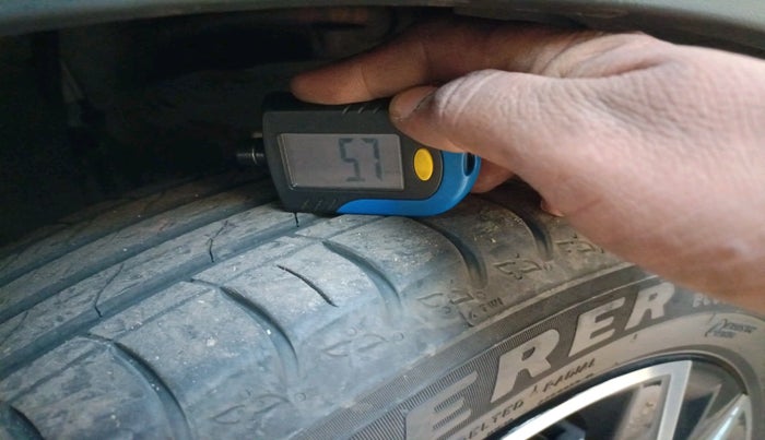 2025 Skoda KUSHAQ  MONTE CARLO 1.0L TSI MT, Petrol, Manual, 14,747 km, tyre