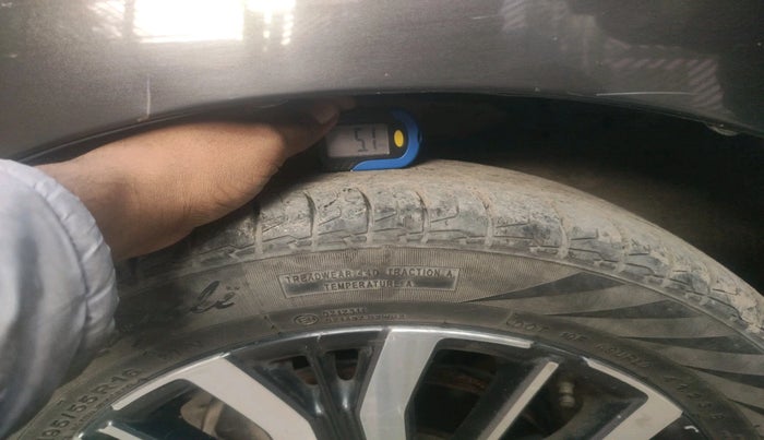 2017 Honda City 1.5L I-VTEC ZX CVT, Petrol, Automatic, 96,857 km, tyre