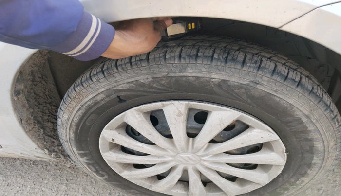 2016 Maruti Swift Dzire VDI, Diesel, Manual, 1,74,392 km, tyre