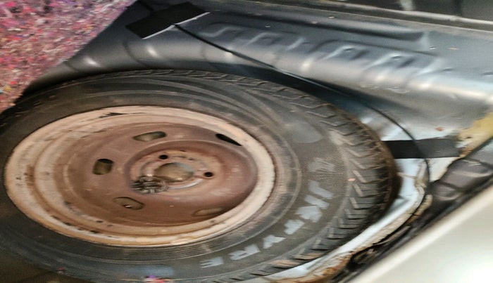 2019 Renault Kwid RXT 0.8 (O), Petrol, Manual, 43,851 km, tyre