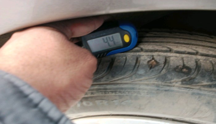 2013 Hyundai i20 MAGNA (O) 1.2, Petrol, Manual, 87,484 km, tyre