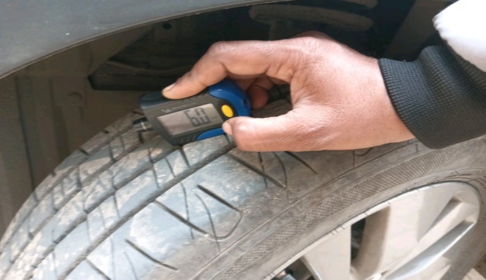 2016 Maruti S Cross ZETA 1.3, Diesel, Manual, 81,804 km, tyre