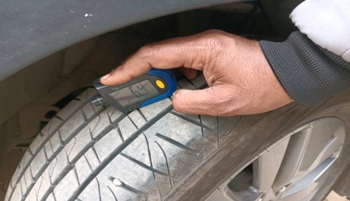 2016 Maruti S Cross ZETA 1.3, Diesel, Manual, 81,804 km, tyre