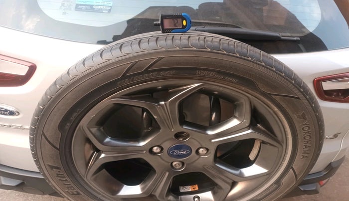 2019 Ford Ecosport TITANIUM 1.5L SPORTS(SUNROOF) DIESEL, Diesel, Manual, 91,172 km, tyre