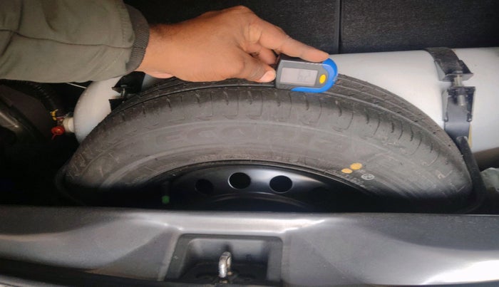 2022 Maruti Celerio VXI CNG, Petrol, Manual, 39,510 km, tyre