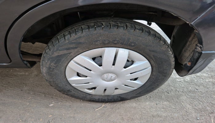 2014 Maruti Alto 800 LXI CNG, Petrol, Manual, 13,822 km, tyre