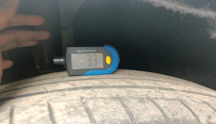 2017 Ford Ecosport TITANIUM 1.5L DIESEL, Diesel, Manual, 1,13,638 km, tyre