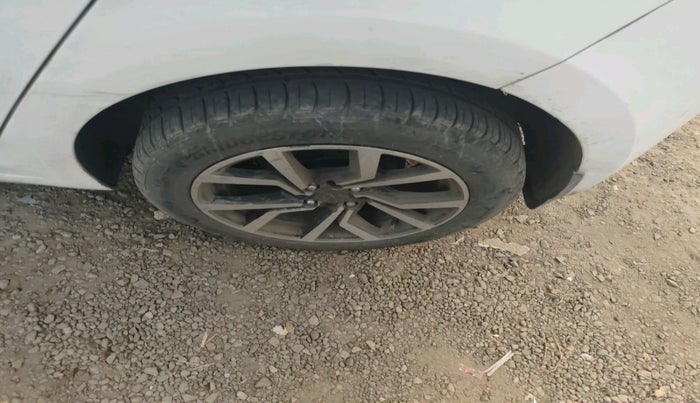 2017 Hyundai Elite i20 MAGNA EXECUTIVE 1.2, Petrol, Manual, 64,522 km, tyre