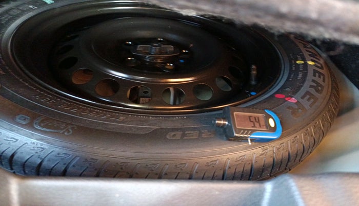 2024 Maruti BREZZA VXI, Petrol, Manual, 6,746 km, tyre