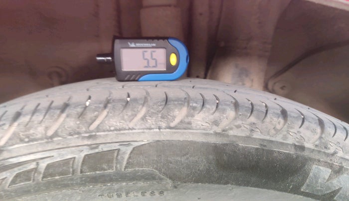 2014 Hyundai i20 SPORTZ 1.2, Petrol, Manual, 76,989 km, tyre