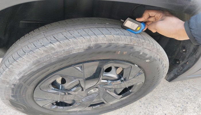 2025 Tata PUNCH Adventure Plus (S) AMT, Petrol, Automatic, 10,940 km, tyre