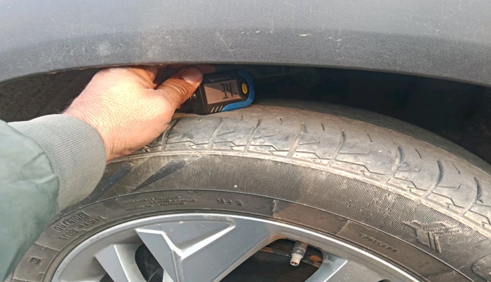 2021 Hyundai Creta SX EXECUTIVE 1.5 PETROL, Petrol, Manual, 58,421 km, tyre