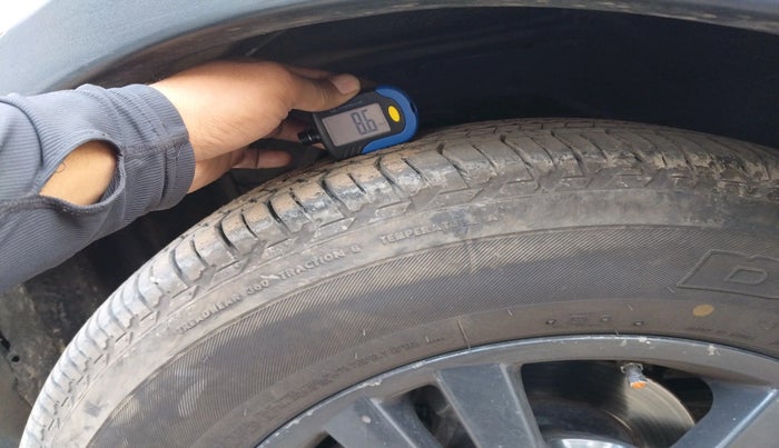 2019 Tata Hexa XTA 4X2 7 STR, Diesel, Automatic, 93,545 km, tyre