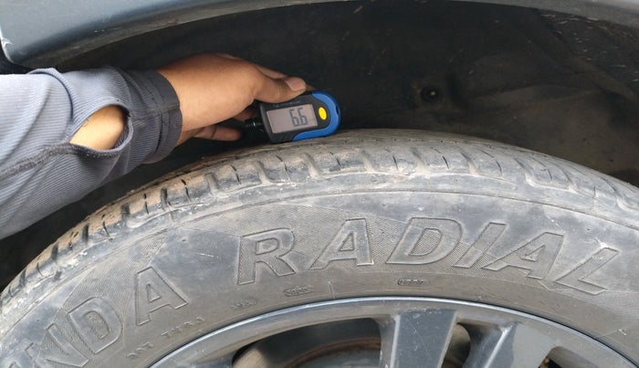 2019 Tata Hexa XTA 4X2 7 STR, Diesel, Automatic, 93,545 km, tyre