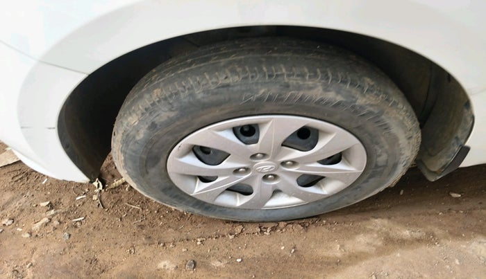 2017 Hyundai Elite i20 MAGNA 1.2, Petrol, Manual, 35,076 km, tyre