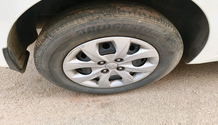 2017 Hyundai Elite i20 MAGNA 1.2, Petrol, Manual, 35,076 km, tyre