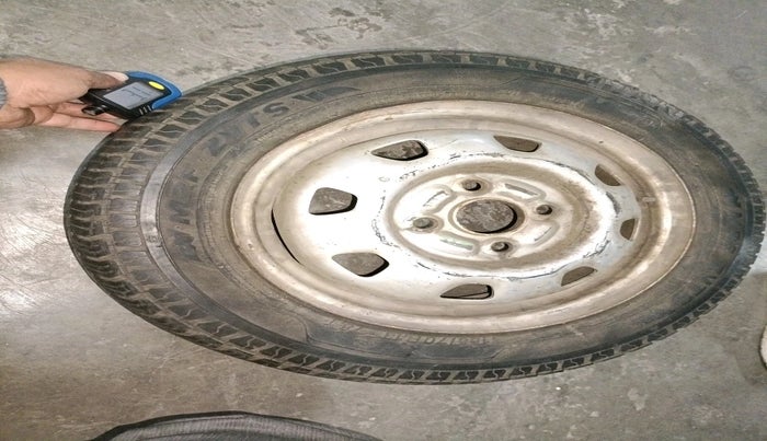 2013 Hyundai Santro Xing GL PLUS, Petrol, Manual, 1,15,953 km, tyre