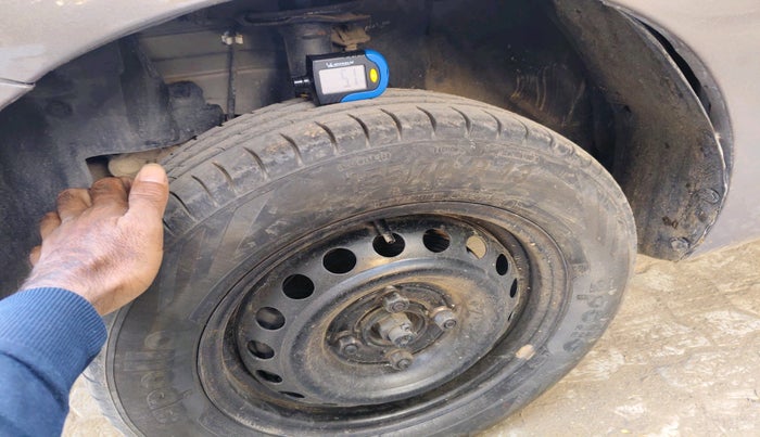 2017 Datsun Go T, Petrol, Manual, 62,517 km, tyre