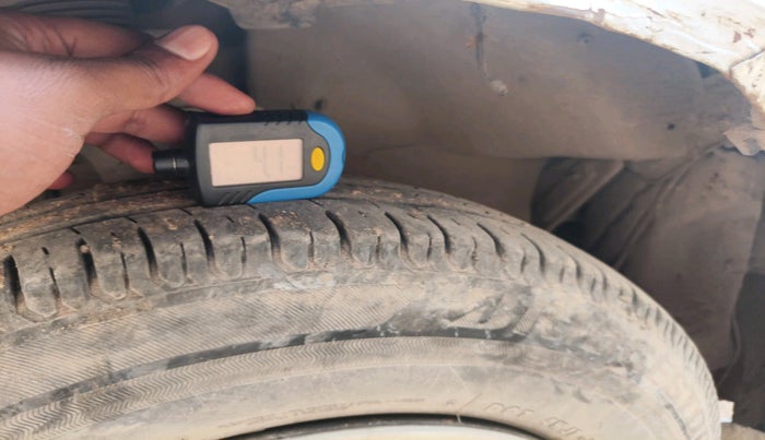 2013 Maruti Ritz VXI, Petrol, Manual, 38,391 km, tyre