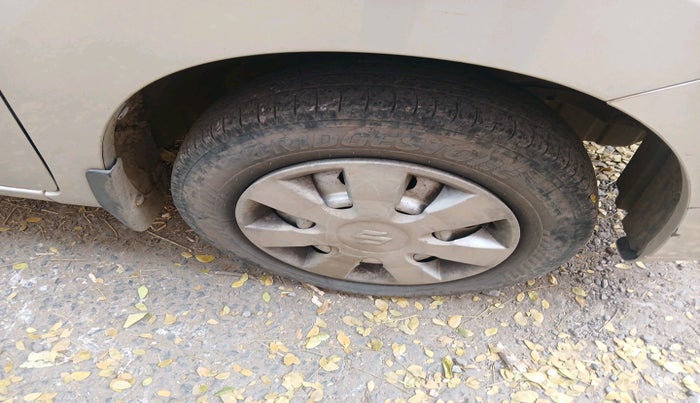 2011 Maruti Wagon R 1.0 LXI, Petrol, Manual, 55,241 km, tyre