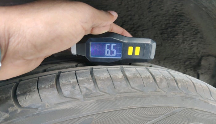 2022 Tata NEXON XMA SUNROOF DIESEL, Diesel, Automatic, 74,227 km, tyre