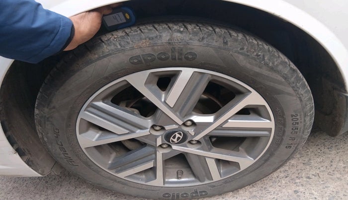 2023 Hyundai Verna SX 1.5 VTVT IVT, Petrol, Automatic, 46,625 km, tyre