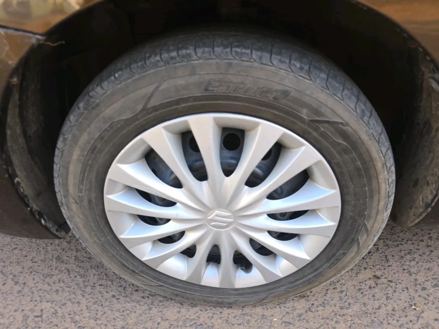 2017 Maruti Ciaz VDI+ SHVS, Diesel, Manual, 82,843 km, tyre